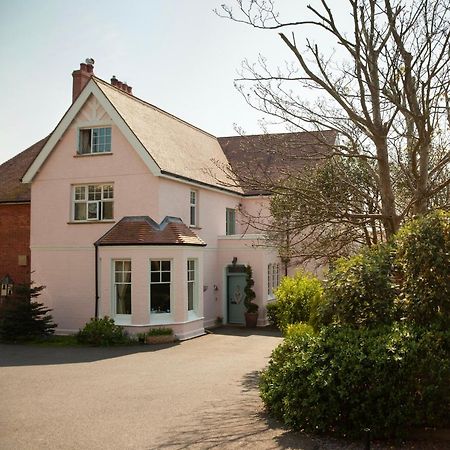 St Katharine'S House Bed & Breakfast Milford Haven Bagian luar foto