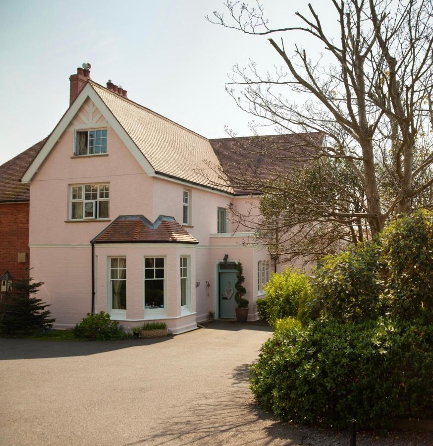 St Katharine'S House Bed & Breakfast Milford Haven Bagian luar foto